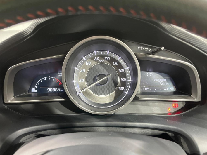 2013 Mazda Axela Sports DBA-BM5FS (UW-69f2a425685b9)[10]