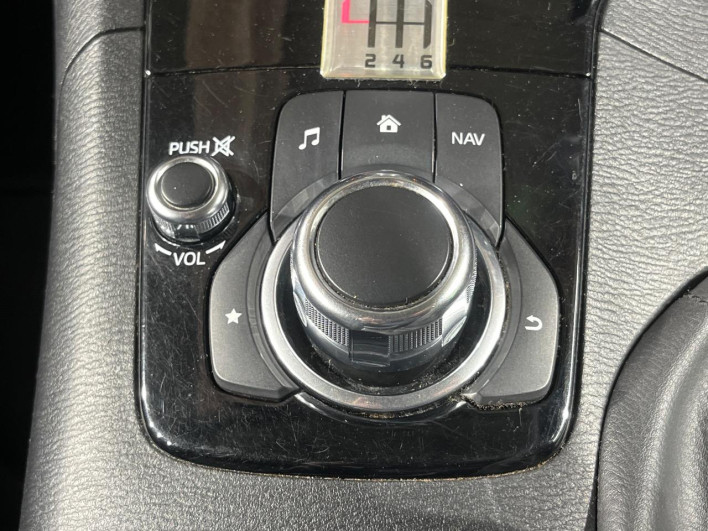 2013 Mazda Axela Sports DBA-BM5FS (UW-69f2a425685b9)[16]