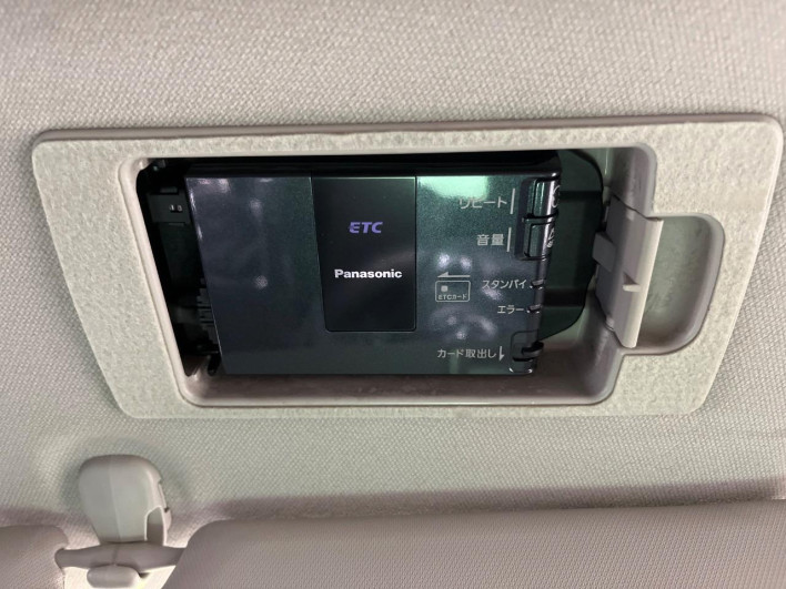 2013 Mazda Axela Sports DBA-BM5FS (UW-69f2a425685b9)[11]