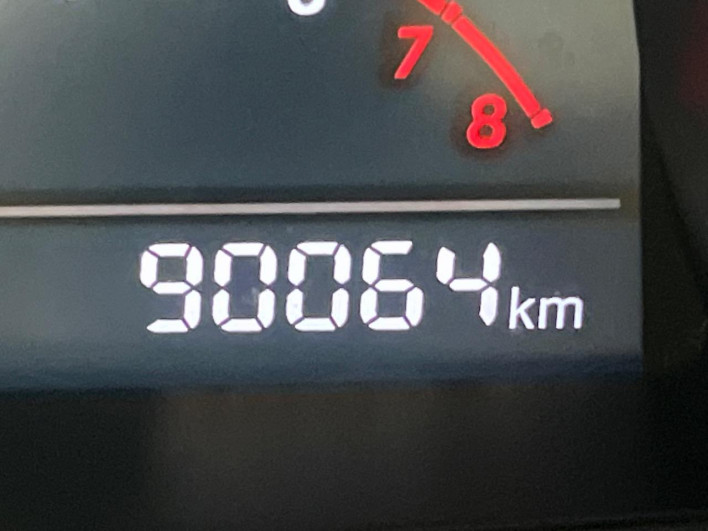 2013 Mazda Axela Sports DBA-BM5FS (UW-69f2a425685b9)[2]