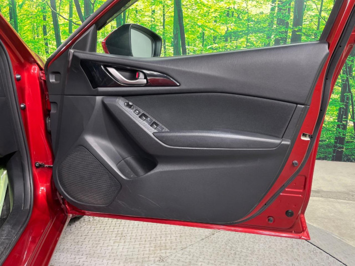 2013 Mazda Axela Sports DBA-BM5FS (UW-69f2a425685b9)[28]