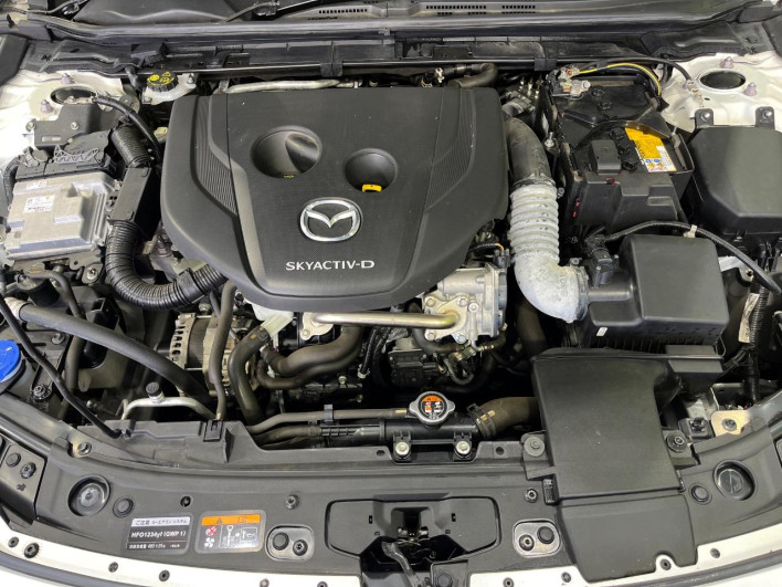 2019 Mazda Mazda 3 Fastback 3DA-BP8P (UW-69f2a42680d67)[4]