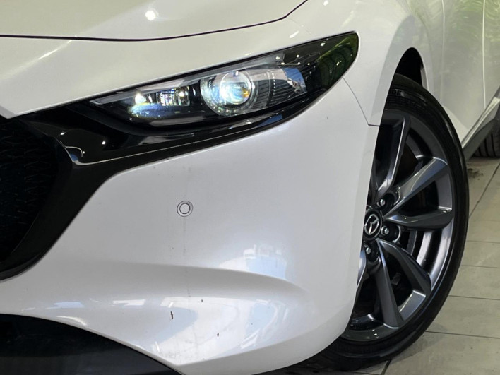 2019 Mazda Mazda 3 Fastback 3DA-BP8P (UW-69f2a42680d67)[17]