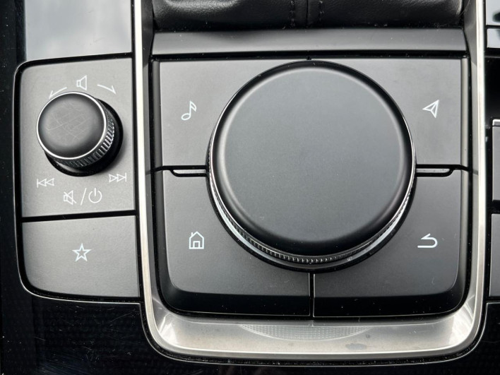 2025 Mazda MAZDA 3 Sedan 3DA-BP8R (UW-69f2a426d984e)[29]