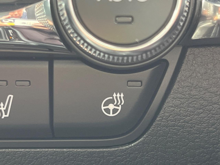 2025 Mazda MAZDA 3 Sedan 3DA-BP8R (UW-69f2a426d984e)[23]