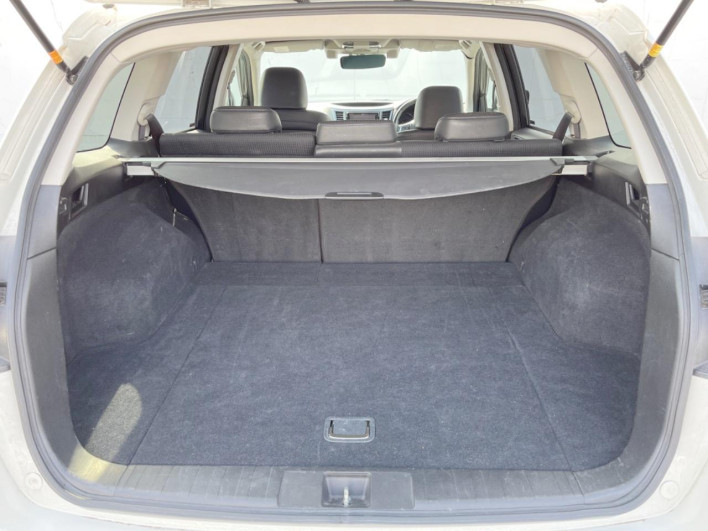 2012 Subaru Legacy Touring Wagon DBA-BRG (UW-69f2a428bd1c7)[7]