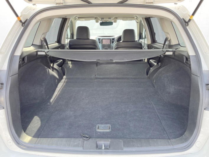 2012 Subaru Legacy Touring Wagon DBA-BRG (UW-69f2a428bd1c7)[9]