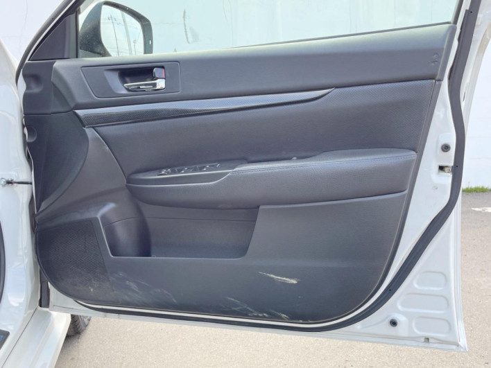 2012 Subaru Legacy Touring Wagon DBA-BRG (UW-69f2a428bd1c7)[20]