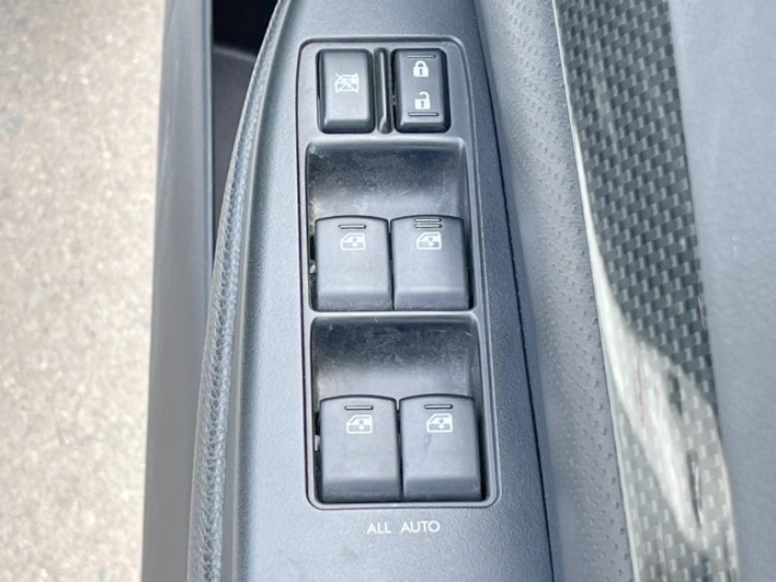 2012 Subaru Legacy Touring Wagon DBA-BRG (UW-69f2a428bd1c7)[21]