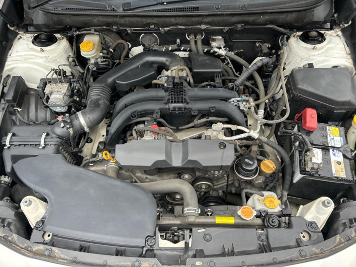 2015 Subaru Legacy Outback DBA-BS9 (UW-69f2a428e96dd)[4]