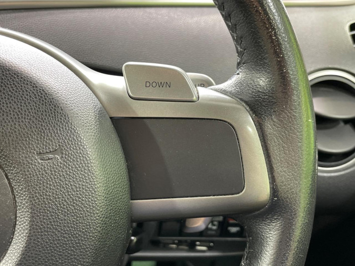 2016 Mazda Biante DBA-CCFFW (UW-69f2a42a9cc8c)[17]