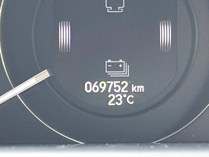 2013 Honda Accord Hybrid DAA-CR6 (UW-69f2a42adefd5)[2]