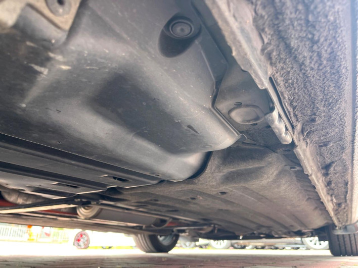 2013 Honda Accord Hybrid DAA-CR6 (UW-69f2a42adefd5)[16]