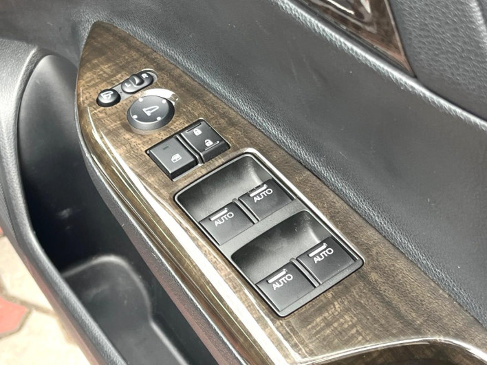 2013 Honda Accord Hybrid DAA-CR6 (UW-69f2a42adefd5)[24]