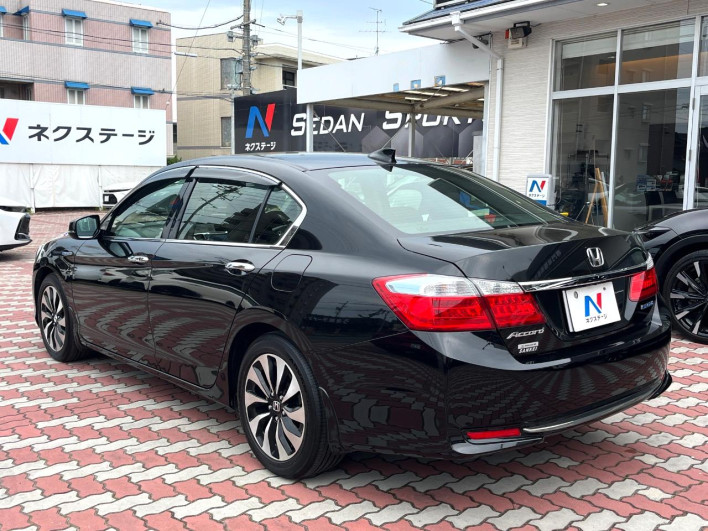 2013 Honda Accord Hybrid DAA-CR6 (UW-69f2a42adefd5)[9]