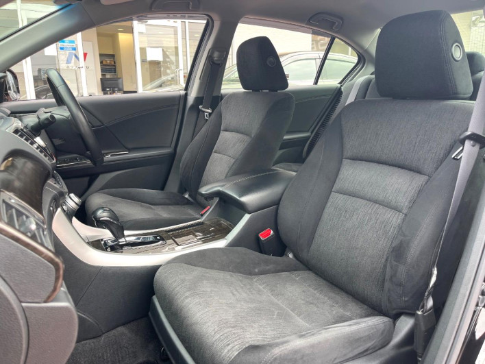 2013 Honda Accord Hybrid DAA-CR6 (UW-69f2a42adefd5)[28]