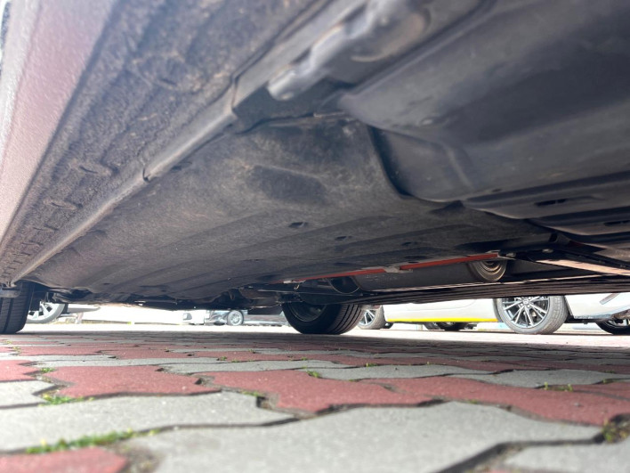 2013 Honda Accord Hybrid DAA-CR6 (UW-69f2a42adefd5)[18]