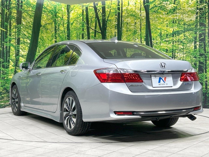 2014 Honda Accord Hybrid DAA-CR6 (UW-69f2a42b3efe5)[18]