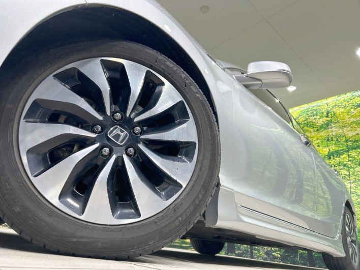 2014 Honda Accord Hybrid DAA-CR6 (UW-69f2a42b3efe5)[9]