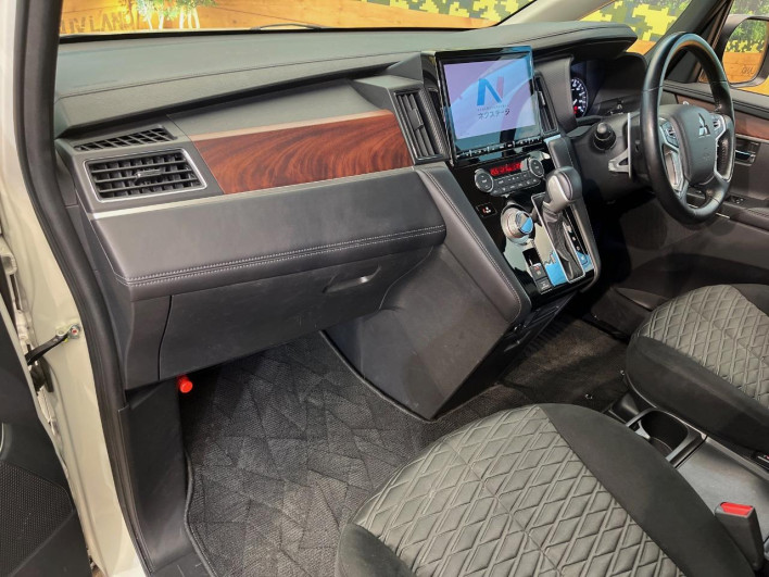 2019 Mitsubishi Delica D:5 3DA-CV1W (UW-69f2a42ca1f53)[25]