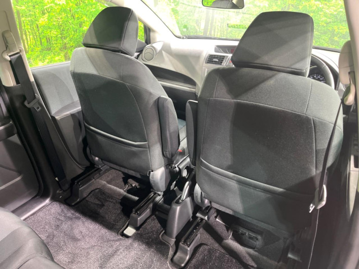 2013 Mazda Premacy DBA-CWFFW (UW-69f2a42f3b1da)[26]