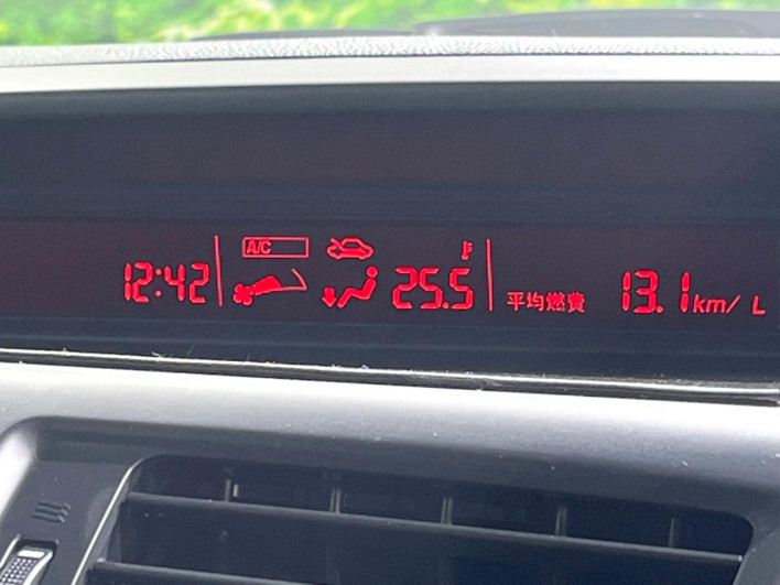 2013 Mazda Premacy DBA-CWFFW (UW-69f2a42f3b1da)[20]