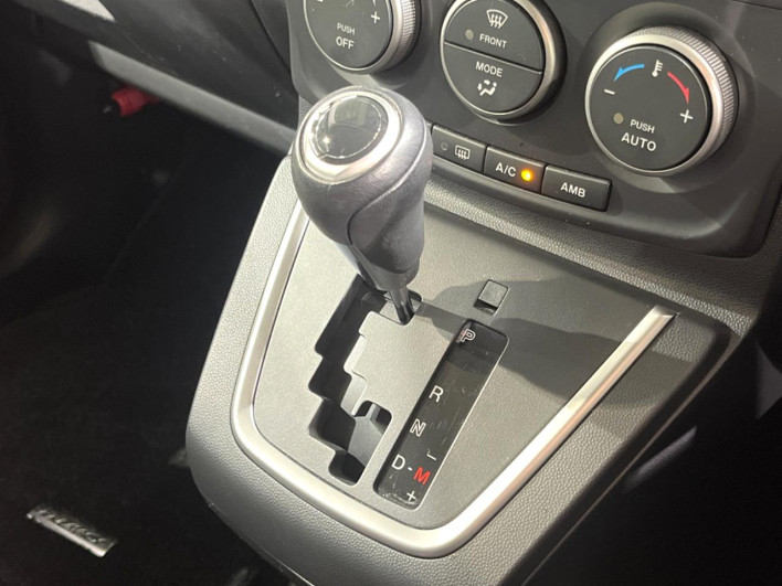 2013 Mazda Premacy DBA-CWFFW (UW-69f2a42f3b1da)[22]
