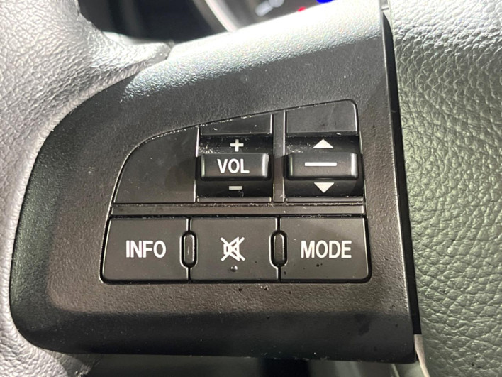 2013 Mazda Premacy DBA-CWFFW (UW-69f2a42f3b1da)[13]