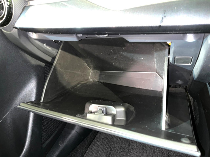 2015 Mazda Demio DBA-DJ3FS (UW-69f2a43168124)[18]