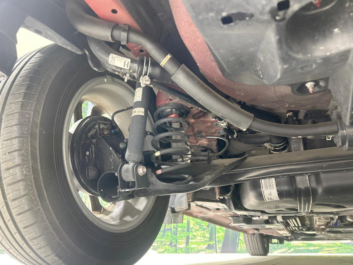 2017 Mazda Demio DBA-DJ3FS (UW-69f2a4317f1dd)[22]