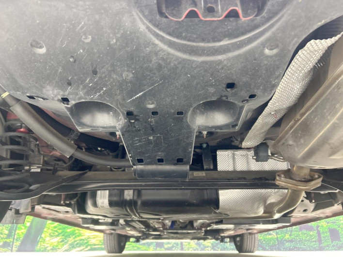 2017 Mazda Demio DBA-DJ3FS (UW-69f2a4317f1dd)[23]