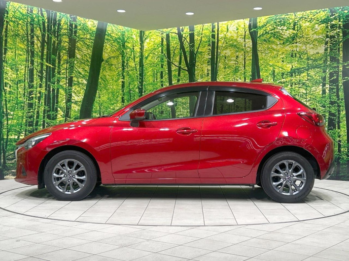 2017 Mazda Demio DBA-DJ3FS (UW-69f2a4317f1dd)[20]