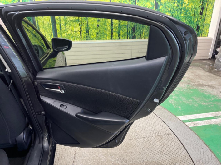 2023 Mazda Mazda2 5BA-DJLFS (UW-69f2a4341a79f)[17]