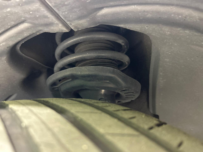 2020 Mazda CX-30 5BA-DMEP (UW-69f2a436a68c3)[8]