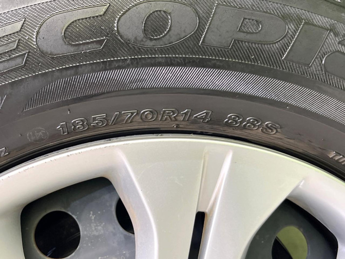 2015 Nissan Note DBA-E12 (UW-69f2a43893831)[6]