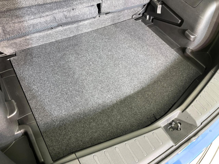 2015 Nissan Note DBA-E12 (UW-69f2a43893831)[21]