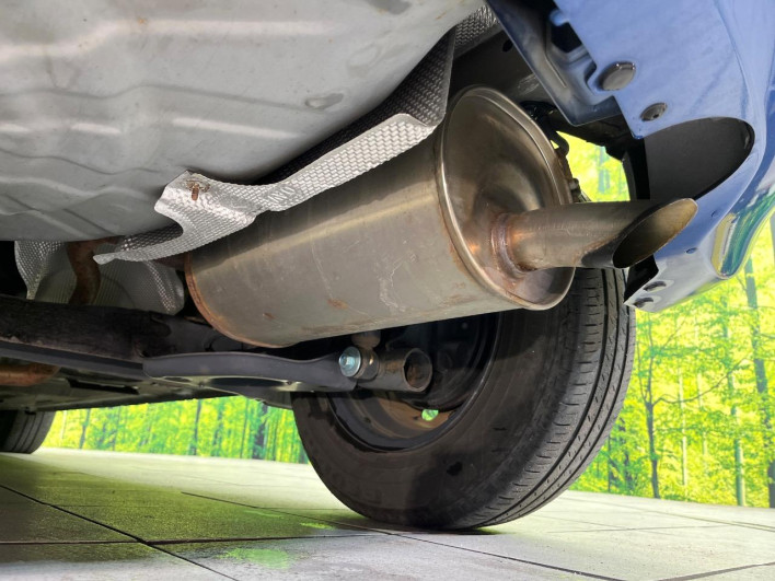 2015 Nissan Note DBA-E12 (UW-69f2a43893831)[23]