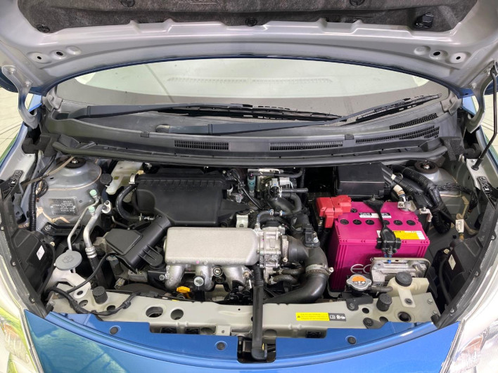 2015 Nissan Note DBA-E12 (UW-69f2a43893831)[4]