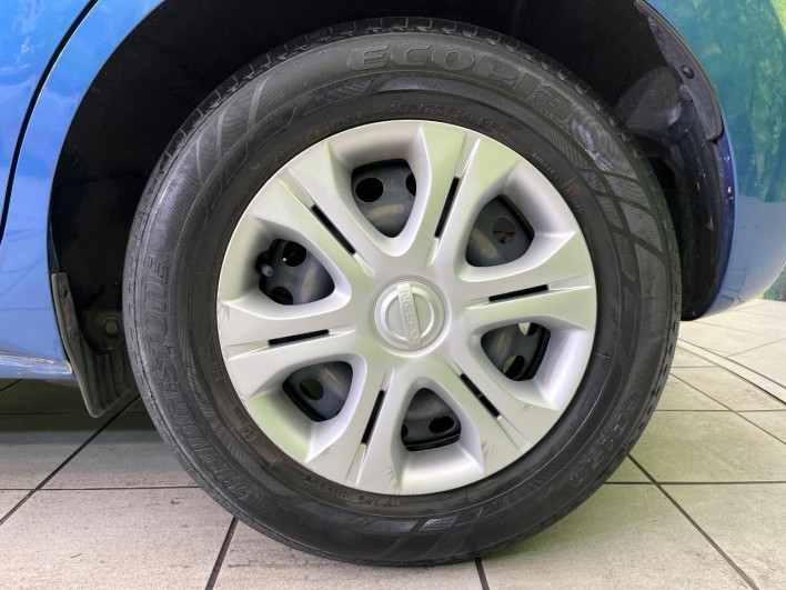 2015 Nissan Note DBA-E12 (UW-69f2a43893831)[5]