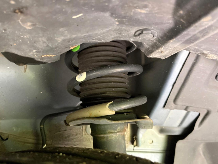 2015 Nissan Note DBA-E12 (UW-69f2a43893831)[9]