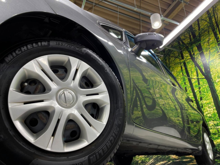 2016 Nissan Note DBA-E12 (UW-69f2a4391f13c)[7]