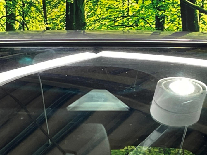 2016 Nissan Note DBA-E12 (UW-69f2a4391f13c)[8]