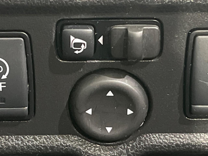 2020 Nissan Note DBA-E12 (UW-69f2a439927dd)[18]