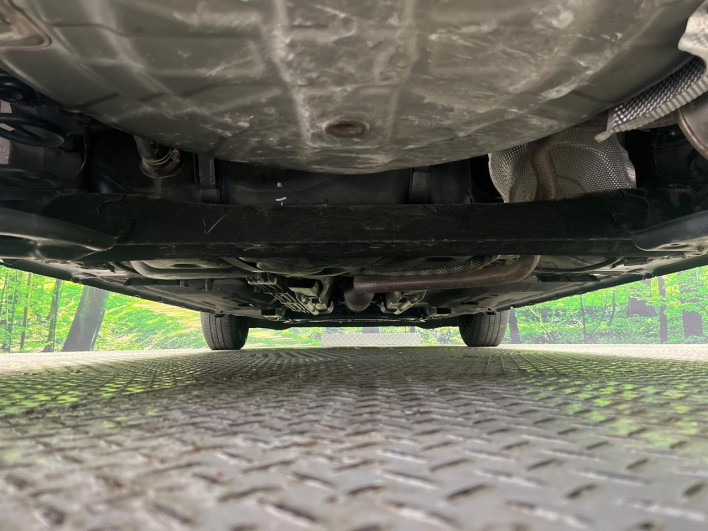 2020 Nissan Note DBA-E12 (UW-69f2a439927dd)[5]