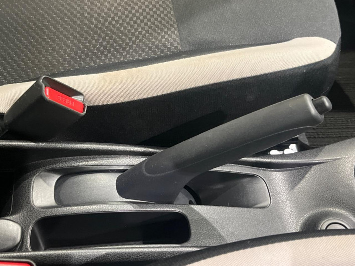 2020 Nissan Note DBA-E12 (UW-69f2a439927dd)[29]