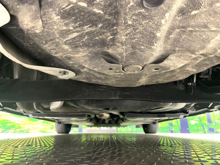 2021 Nissan Note 6AA-E13 (UW-69f2a43ab233d)[9]