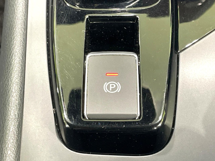 2021 Nissan Note 6AA-E13 (UW-69f2a43ab233d)[20]