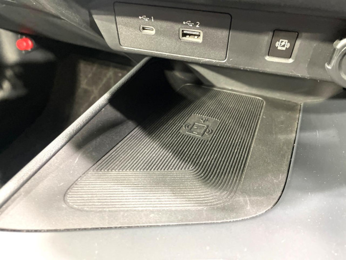 2021 Nissan Note 6AA-E13 (UW-69f2a43ab233d)[25]