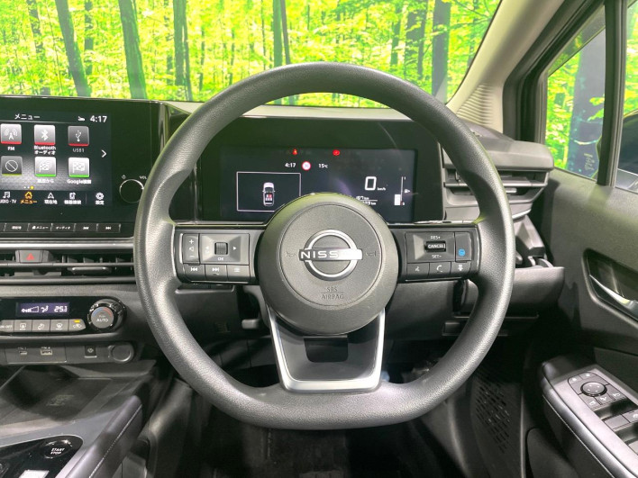 2021 Nissan Note 6AA-E13 (UW-69f2a43ab233d)[18]