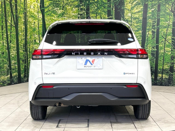 2021 Nissan Note 6AA-E13 (UW-69f2a43ad57c1)[9]